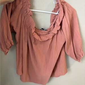 Ruffled off shoulder Pink Women's Top